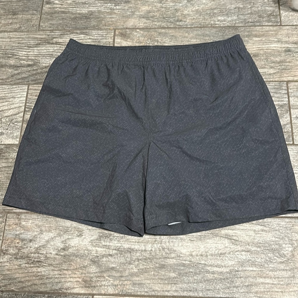 Chubbies XL - 5.5 inseam - like new